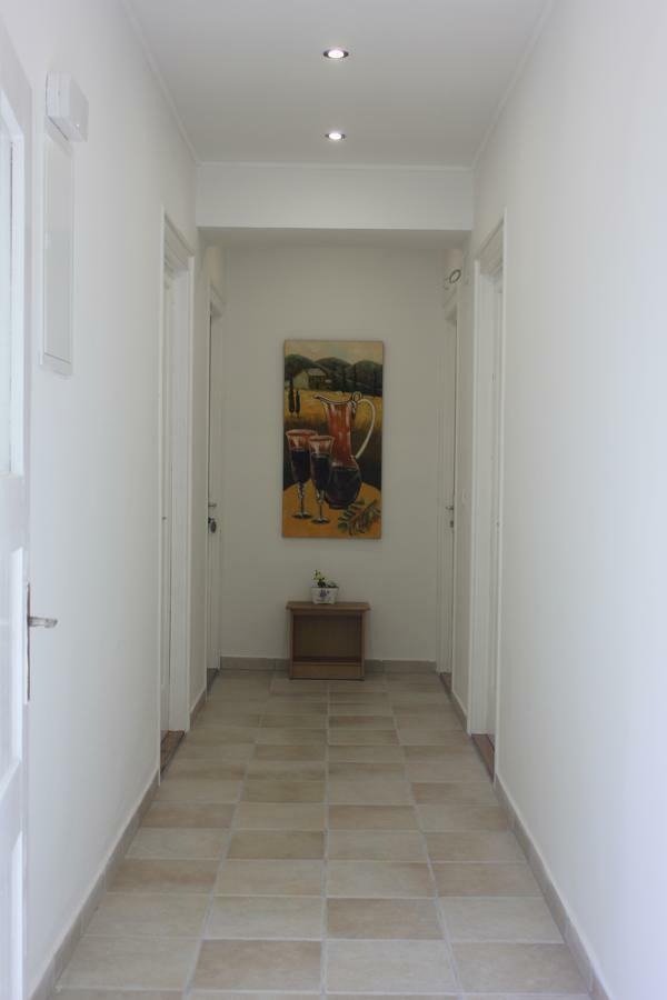 Rooms Villa Lucija คราลเยวีจา ภายนอก รูปภาพ